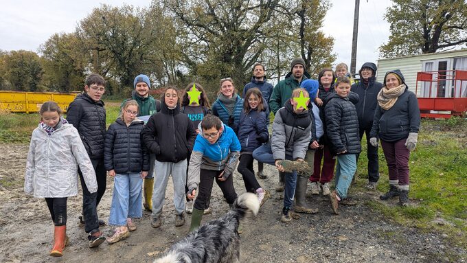 PXL_20251204_142008171 visages masqués.jpg